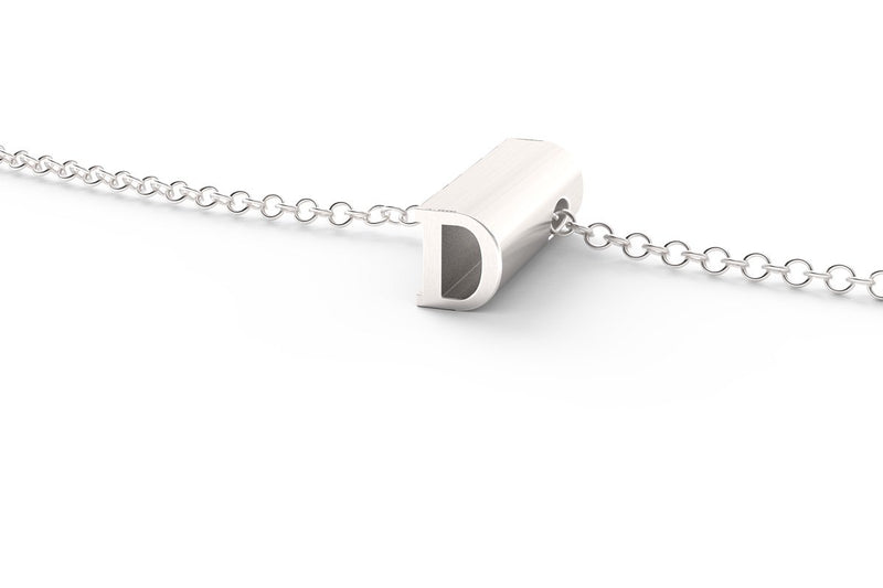 D - Short Pendant Necklace