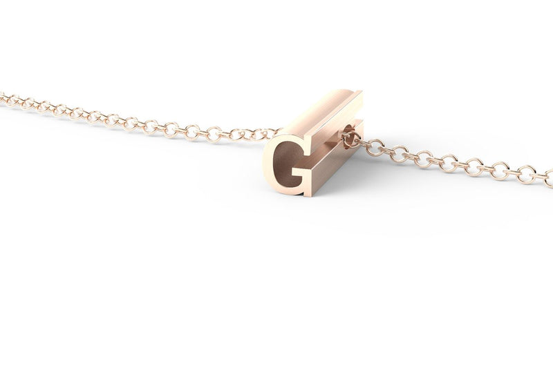 G - Short Pendant Necklace