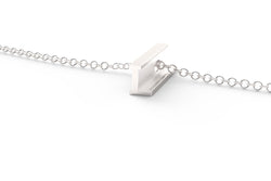 L - Short Pendant Necklace